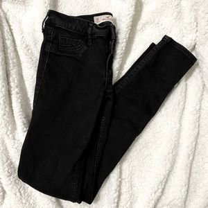 HP 🥳 Hollister Low-Rise Super Skinny Jeans
